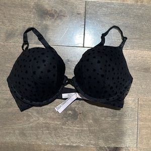 Victoria’s Secret Push-Up 36DD Excellent Condition